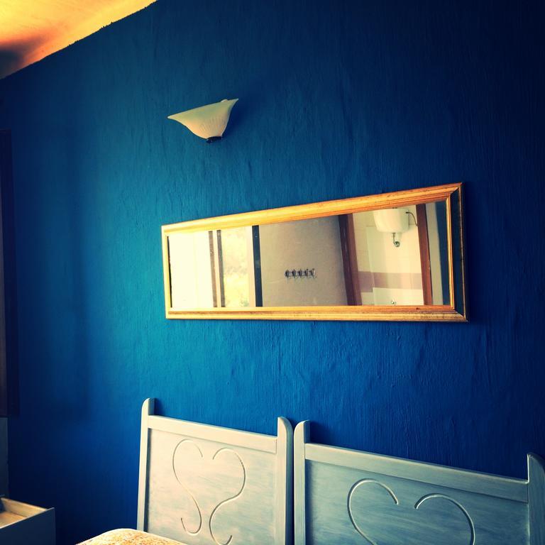 En Ville Bed And Breakfast Gonnesa Rom bilde